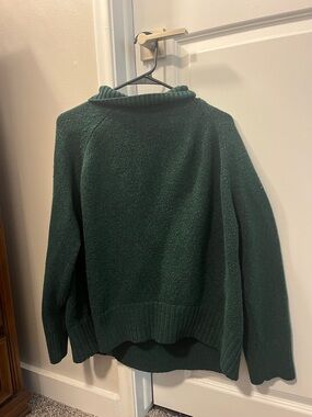 H&M Dark Green Turtleneck Knit Sweater